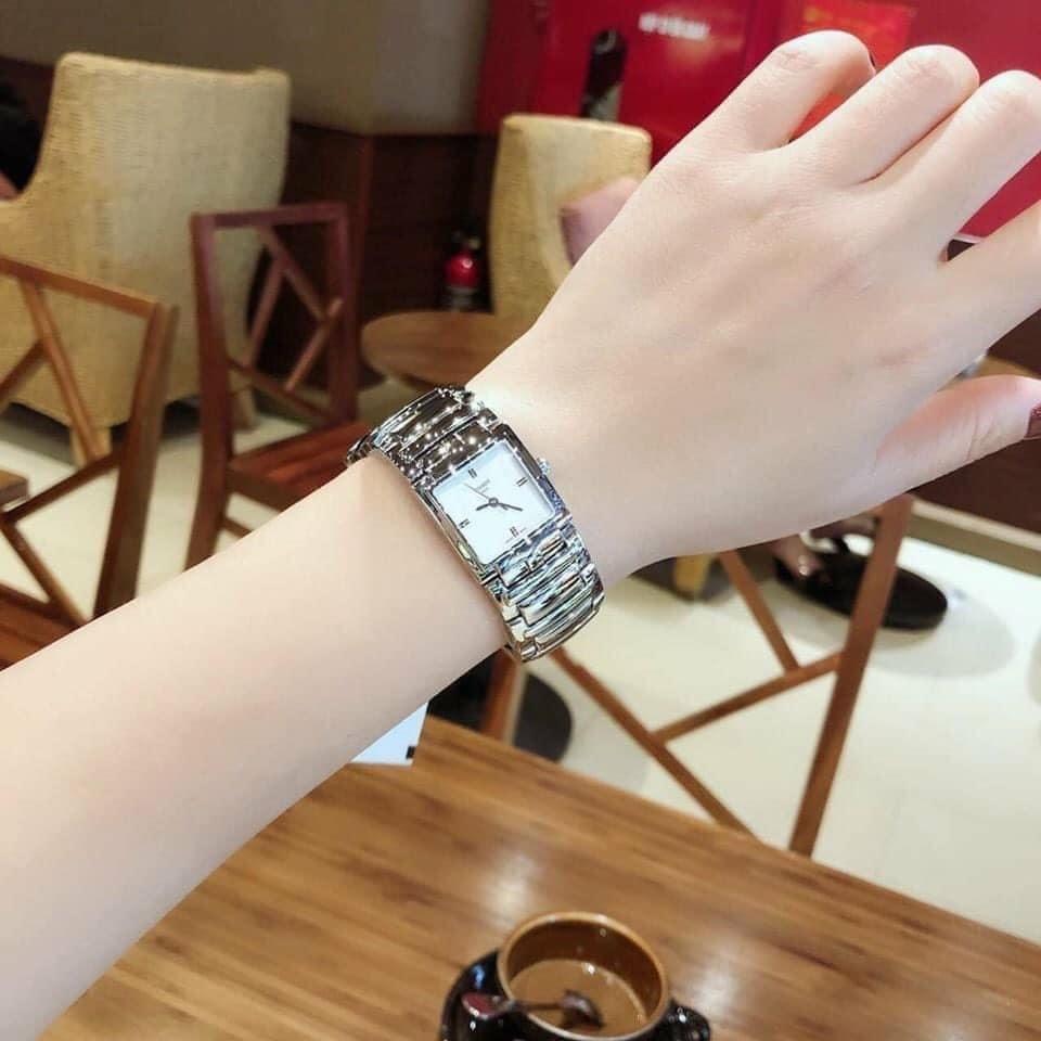 Tissot mặt vuông dành cho quý cô